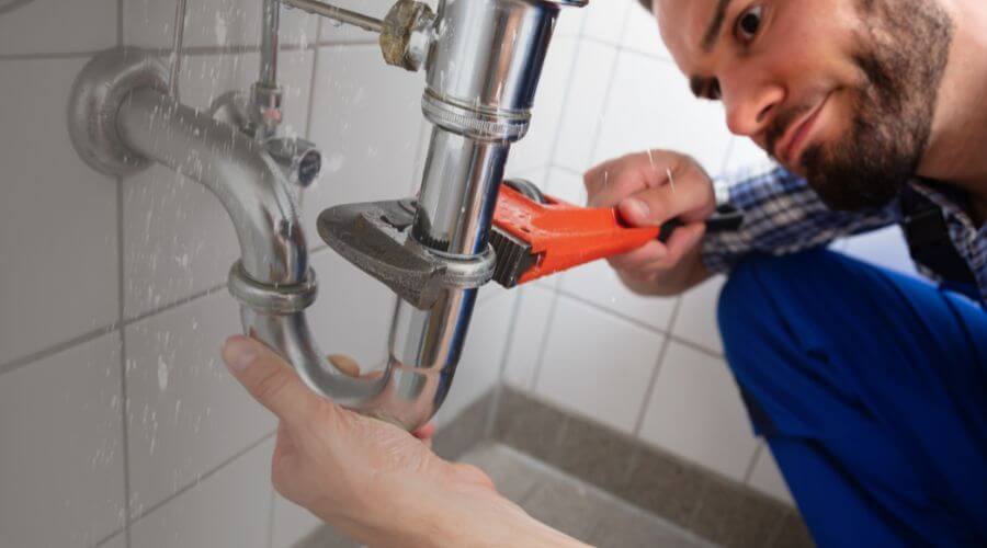 Professional same day plumber services in Vail, IA